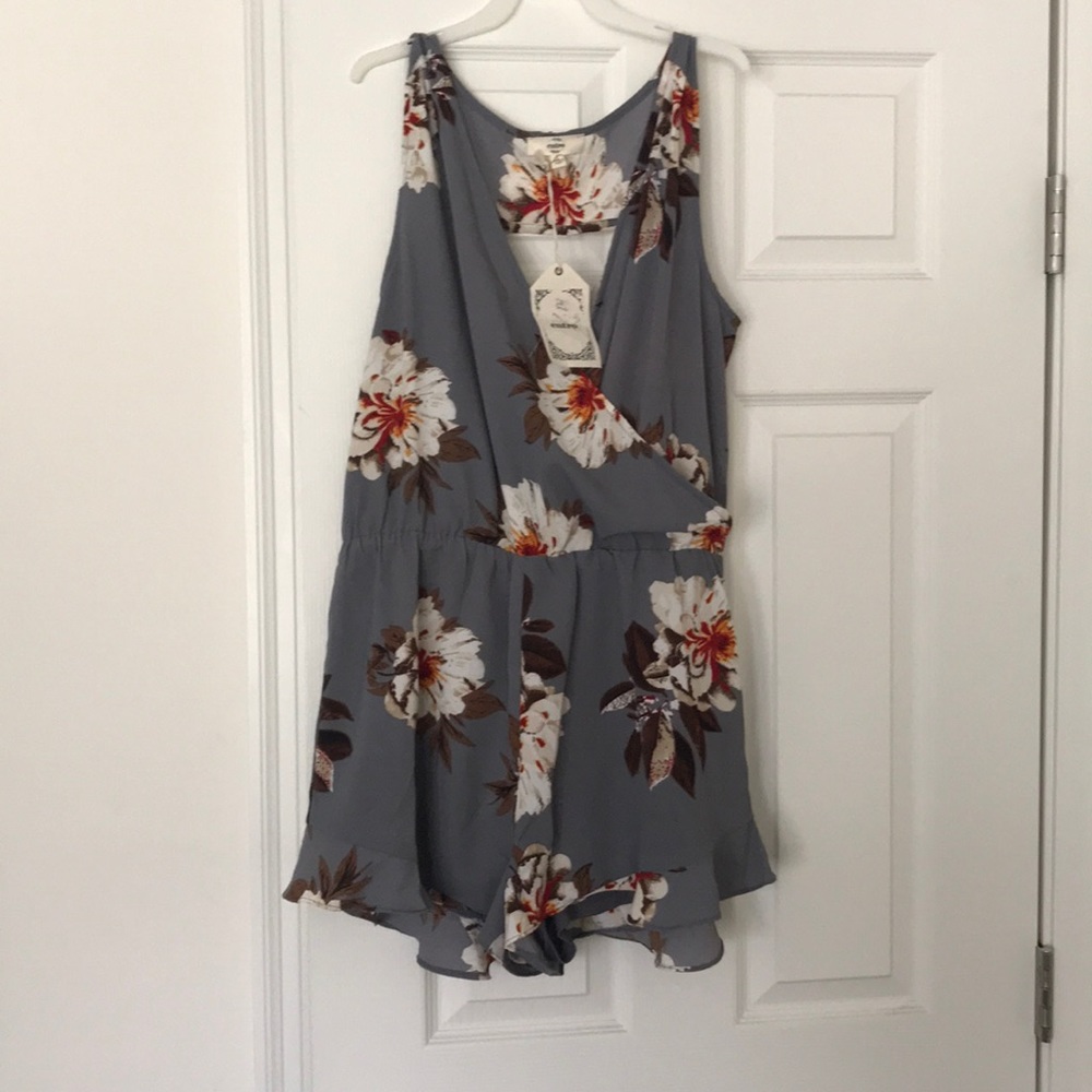 Adorable Entro brand Romper